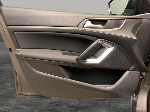 Thumbnail image for the Peugeot 308 1.2 PureTech GPF Allure