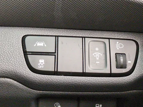 Thumbnail image for the Hyundai Ioniq 38.3kWh Premium