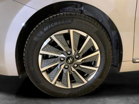 Thumbnail image for the Hyundai Ioniq 38.3kWh Premium