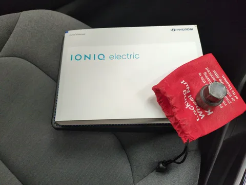 Thumbnail image for the Hyundai Ioniq 38.3kWh Premium
