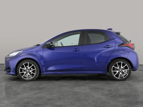 Thumbnail image for the Toyota Yaris 1.5 VVT-h Dynamic    E-CVT
