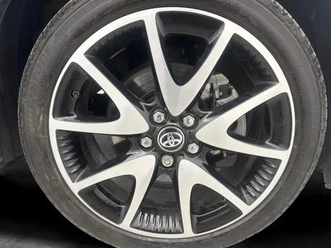 Thumbnail image for the Toyota Yaris 1.5 VVT-h Dynamic    E-CVT