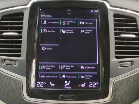 Thumbnail image for the Volvo XC90 2.0 B5 MHEV Momentum    4WD