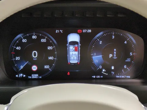Thumbnail image for the Volvo XC90 2.0 B5 MHEV Momentum    4WD