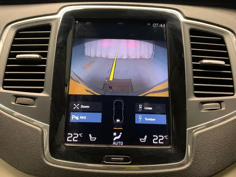Thumbnail image for the Volvo XC90 2.0 B5 MHEV Momentum    4WD