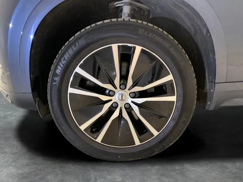 Thumbnail image for the Volvo XC90 2.0 B5 MHEV Momentum    4WD