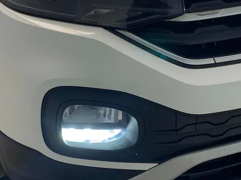 Thumbnail image for the Volkswagen T-Cross 1.0 TSI SE