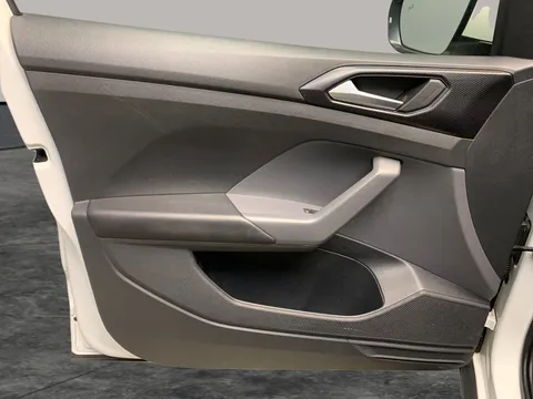 Thumbnail image for the Volkswagen T-Cross 1.0 TSI SE