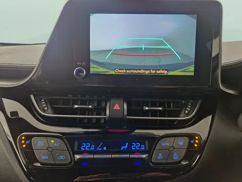 Thumbnail image for the Toyota C-HR 1.8 VVT-h GPF Design    CVT