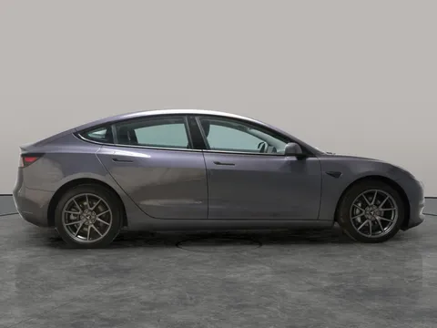 Thumbnail image for the Tesla Model 3 (Dual Motor) Long Range   4WDE