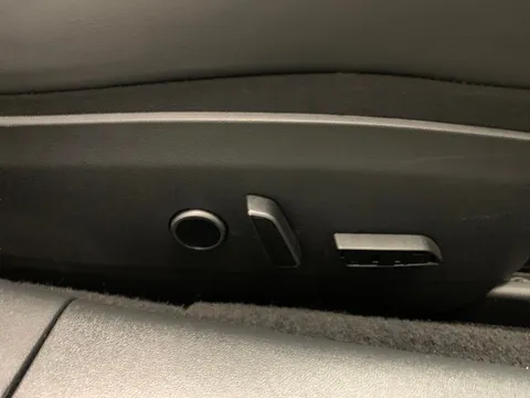 Thumbnail image for the Tesla Model 3 (Dual Motor) Long Range   4WDE