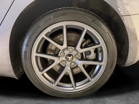 Thumbnail image for the Tesla Model 3 (Dual Motor) Long Range   4WDE