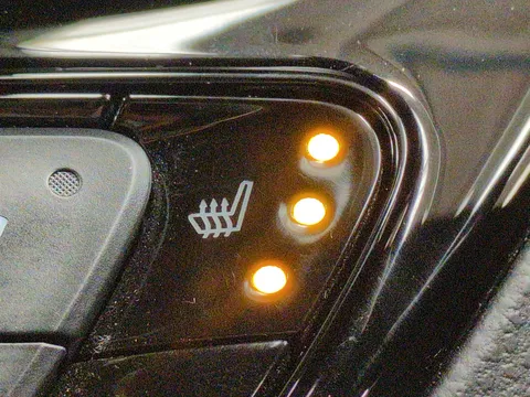 Thumbnail image for the Toyota C-HR 1.8 VVT-h Dynamic    CVT