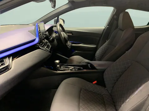 Thumbnail image for the Toyota C-HR 1.8 VVT-h Dynamic    CVT