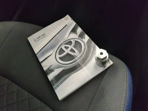 Thumbnail image for the Toyota C-HR 1.8 VVT-h Dynamic    CVT