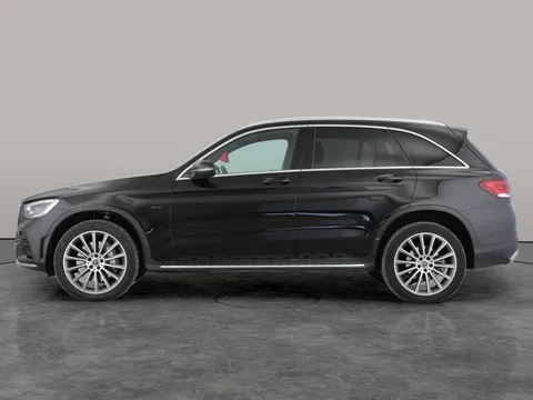 Thumbnail image for the Mercedes-Benz GLC 2.0 GLC300de 13.5kWh AMG Line (Premium)   Plug-in  G-Tronic+ 4MATIC