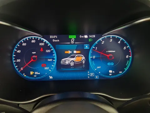 Thumbnail image for the Mercedes-Benz GLC 2.0 GLC300de 13.5kWh AMG Line (Premium)   Plug-in  G-Tronic+ 4MATIC