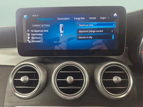 Thumbnail image for the Mercedes-Benz GLC 2.0 GLC300de 13.5kWh AMG Line (Premium)   Plug-in  G-Tronic+ 4MATIC