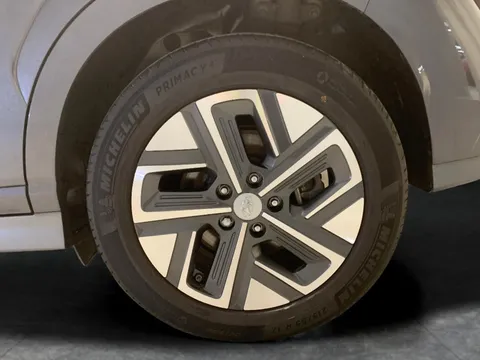 Thumbnail image for the Hyundai Kona 64kWh Premium   (10.5kW Charger)