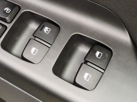 Thumbnail image for the Hyundai Kona 1.6 h-GDi SE Connect    DCT
