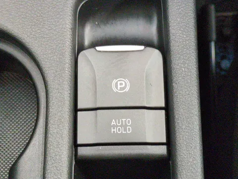 Thumbnail image for the Hyundai Kona 1.6 h-GDi SE Connect    DCT