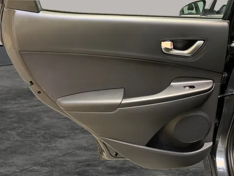 Thumbnail image for the Hyundai Kona 1.6 h-GDi SE Connect    DCT