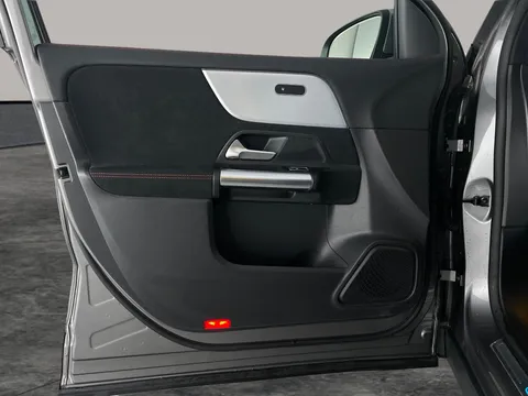 Thumbnail image for the Mercedes-Benz Eqa EQA 300 66.5kWh AMG Line   4MATIC