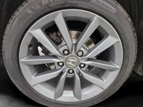 Thumbnail image for the Honda Civic 1.0 VTEC Turbo SR