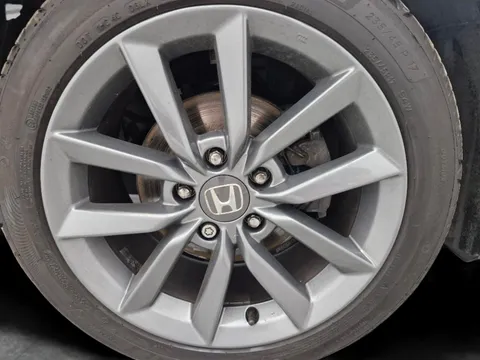 Thumbnail image for the Honda Civic 1.0 VTEC Turbo SR