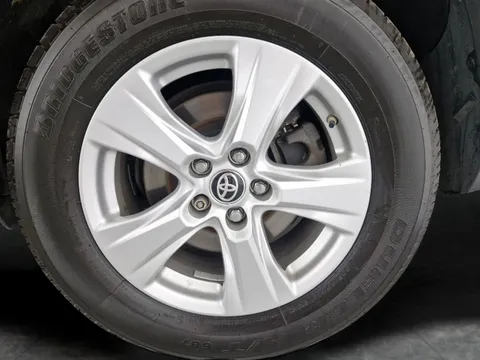 Thumbnail image for the Toyota RAV4 2.5 VVT-h Icon    CVT