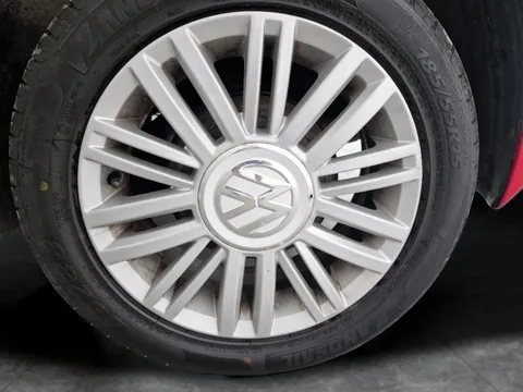 Thumbnail image for the Volkswagen Up 1.0 Move up!