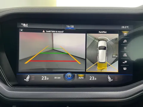 Thumbnail image for the Volkswagen Touareg 3.0 TSI V6 Black Edition   Tiptronic 4Motion