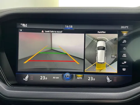 Thumbnail image for the Volkswagen Touareg 3.0 TSI V6 Black Edition   Tiptronic 4Motion