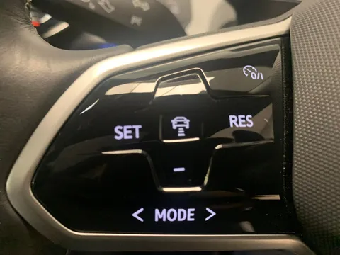 Thumbnail image for the Volkswagen Id.3 Pro Performance 58kWh Family