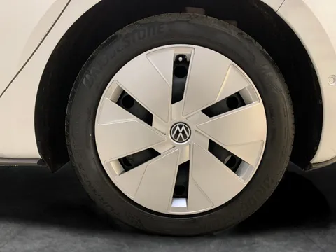 Thumbnail image for the Volkswagen Id.3 Pro Performance 58kWh Family