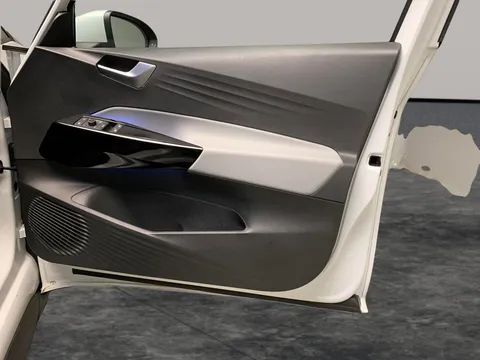 Thumbnail image for the Volkswagen Id.3 Pro Performance 58kWh Family