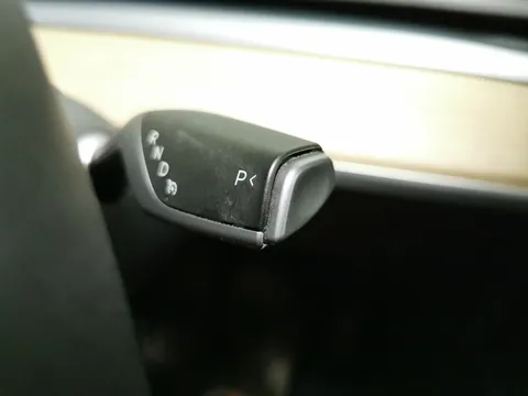 Thumbnail image for the Tesla Model Y (Dual Motor) Long Range   4WDE