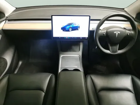 Thumbnail image for the Tesla Model Y (Dual Motor) Long Range   4WDE