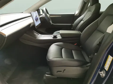 Thumbnail image for the Tesla Model Y (Dual Motor) Long Range   4WDE