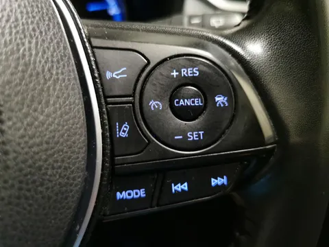 Thumbnail image for the Toyota RAV4 2.5 VVT-h GPF Design    CVT