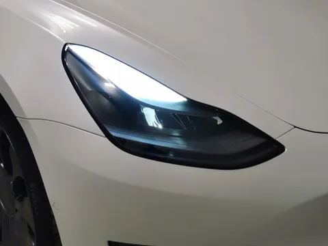 Thumbnail image for the Tesla Model 3 (Dual Motor) Performance   4WDE (Performance Upgrade)