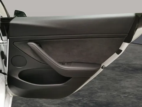 Thumbnail image for the Tesla Model 3 (Dual Motor) Performance   4WDE (Performance Upgrade)