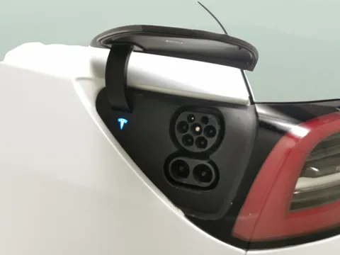 Thumbnail image for the Tesla Model 3 (Dual Motor) Performance   4WDE (Performance Upgrade)