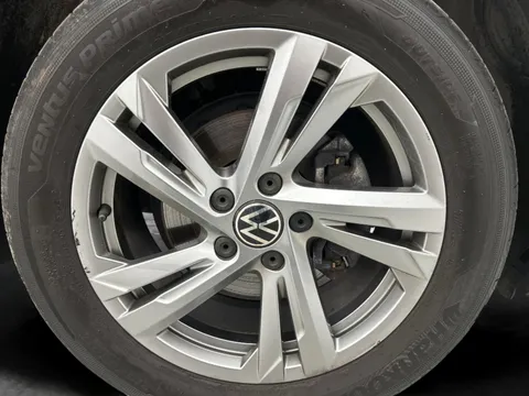 Thumbnail image for the Volkswagen T-Roc 1.5 TSI R-Line   DSG