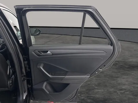 Thumbnail image for the Volkswagen T-Roc 1.5 TSI R-Line   DSG