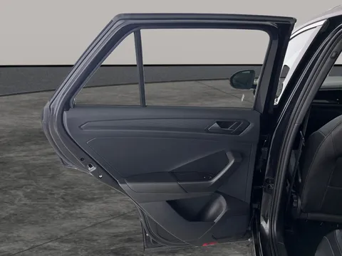 Thumbnail image for the Volkswagen T-Roc 1.5 TSI R-Line   DSG