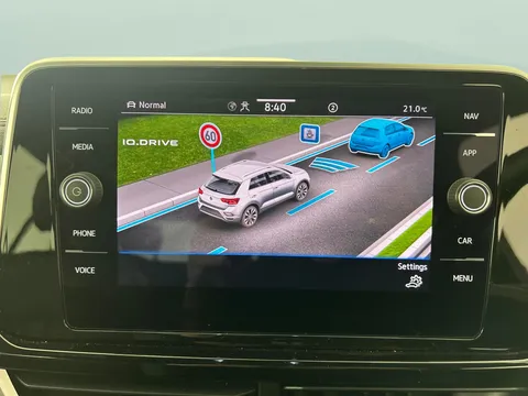 Thumbnail image for the Volkswagen T-Roc 1.5 TSI R-Line   DSG