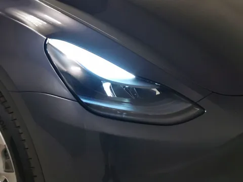 Thumbnail image for the Tesla Model Y SUV  RWD