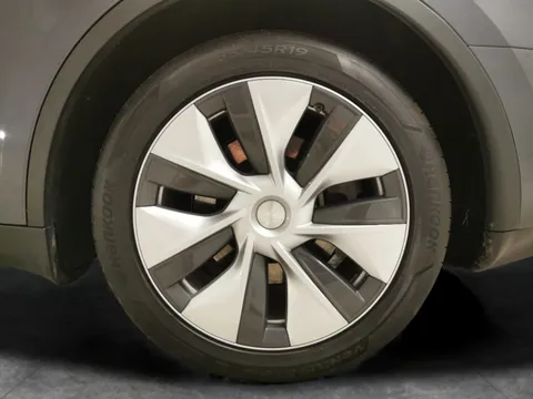 Thumbnail image for the Tesla Model Y SUV  RWD