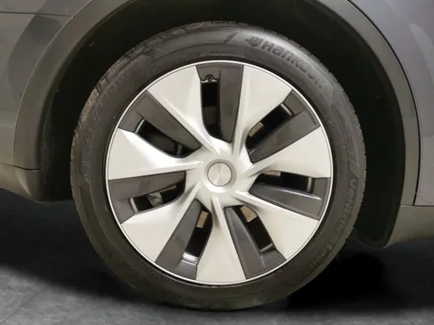 Thumbnail image for the Tesla Model Y SUV  RWD